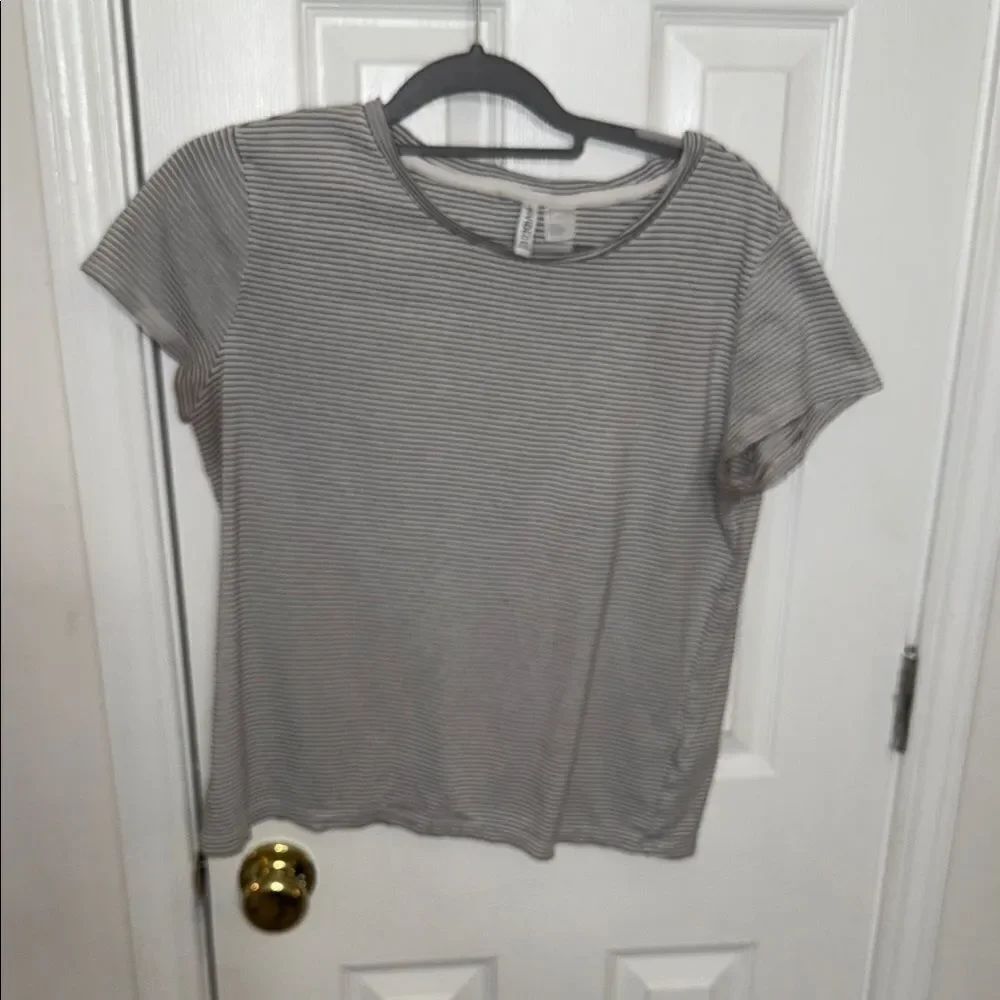 H&M Black and White Striped Short Sleeve Top
